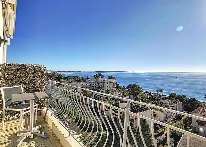 Un Palais Au Prix D'un 3 Etoiles Daire Cannes