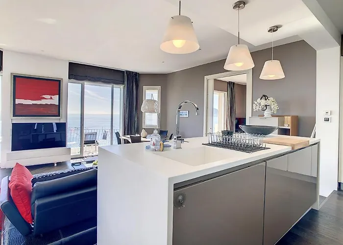 Un Palais Au Prix D'un 3 Etoiles *