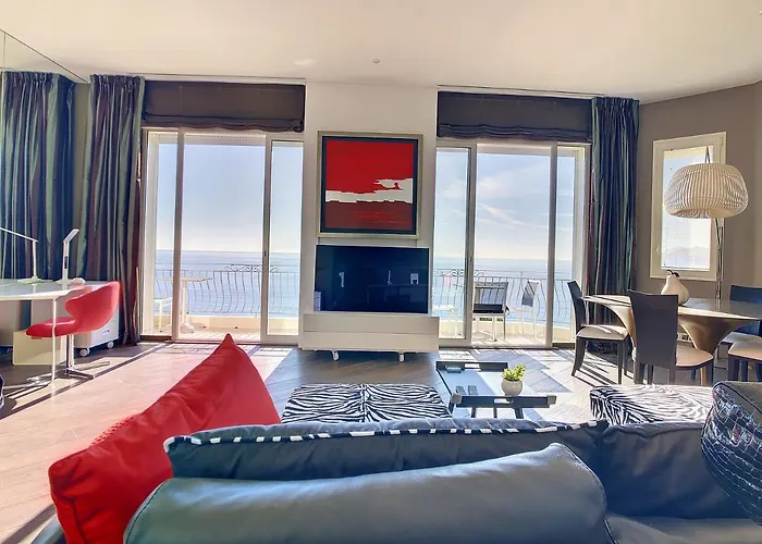 Un Palais Au Prix D'un 3 Etoiles *