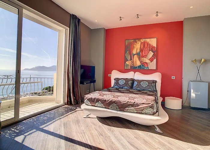 Un Palais Au Prix D'un 3 Etoiles *